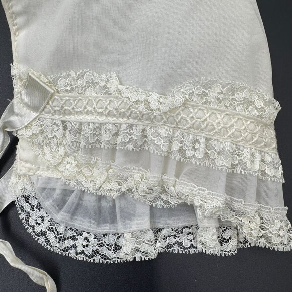 Vintage Frilly Baby Bonnet Lace Ruffle Infant Christening Hat Heirloom - Picture 11 of 16